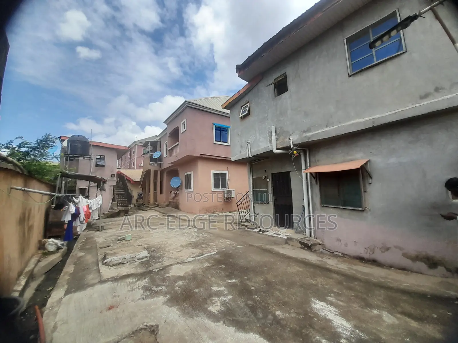 3bdrm Block of Flats in Ago Palace for sale in Ago Palace