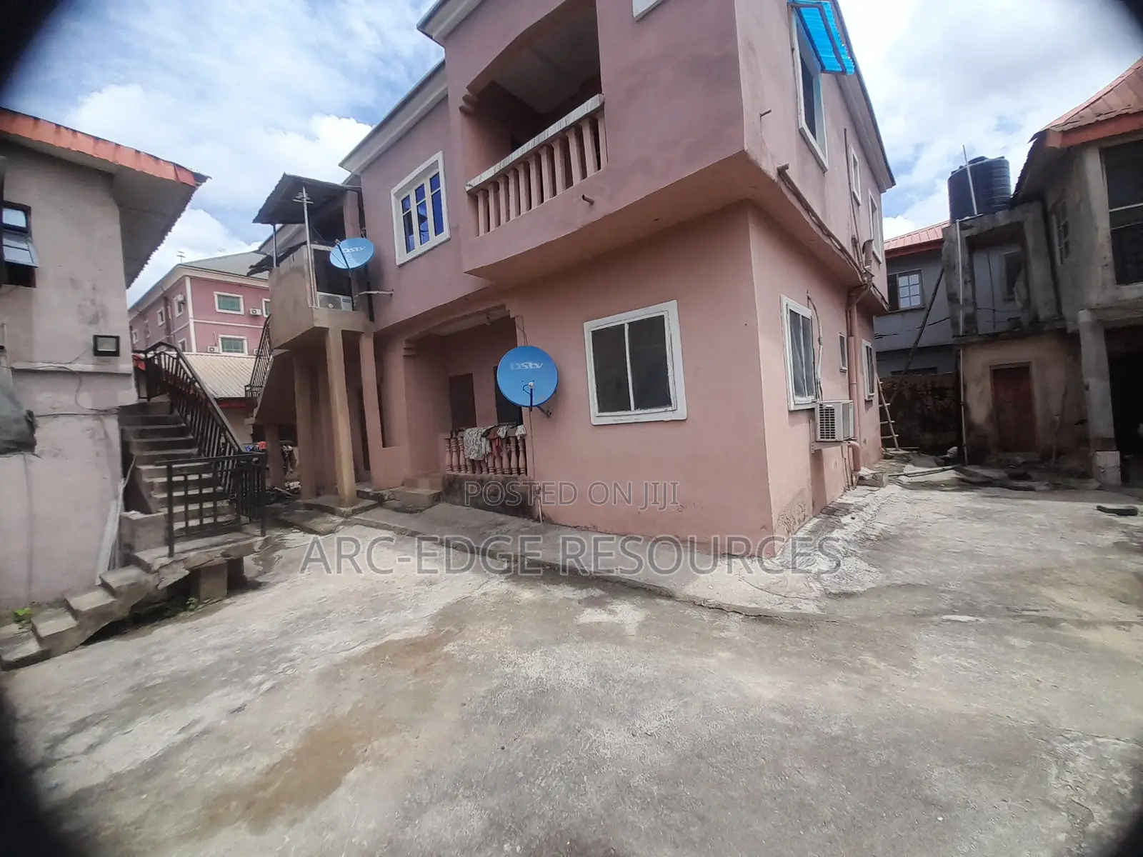 3bdrm Block of Flats in Ago Palace for sale in Ago Palace
