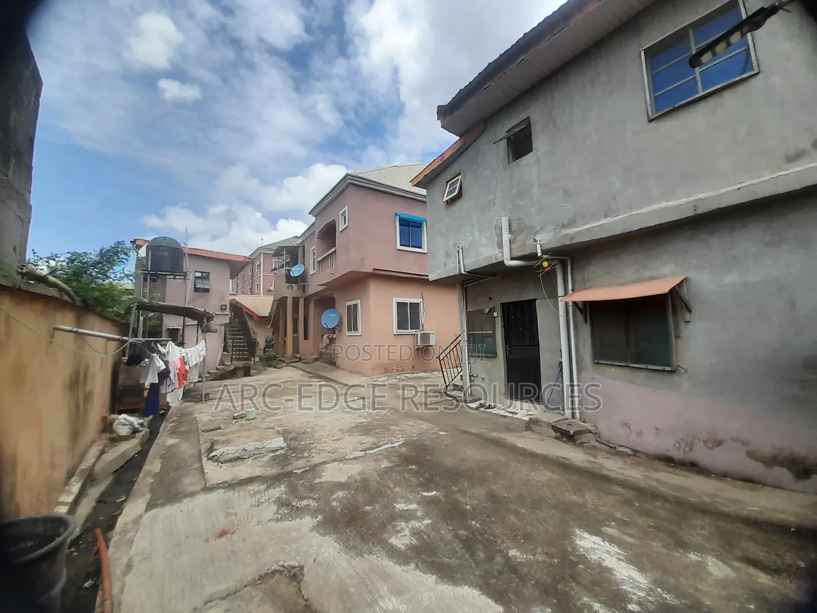 3bdrm Block of Flats in Ago Palace for sale in Ago Palace