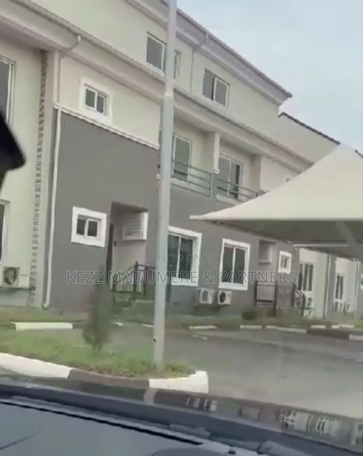 20bdrm Maisonette in Gwarinpa , Life Camp for sale in Life Camp