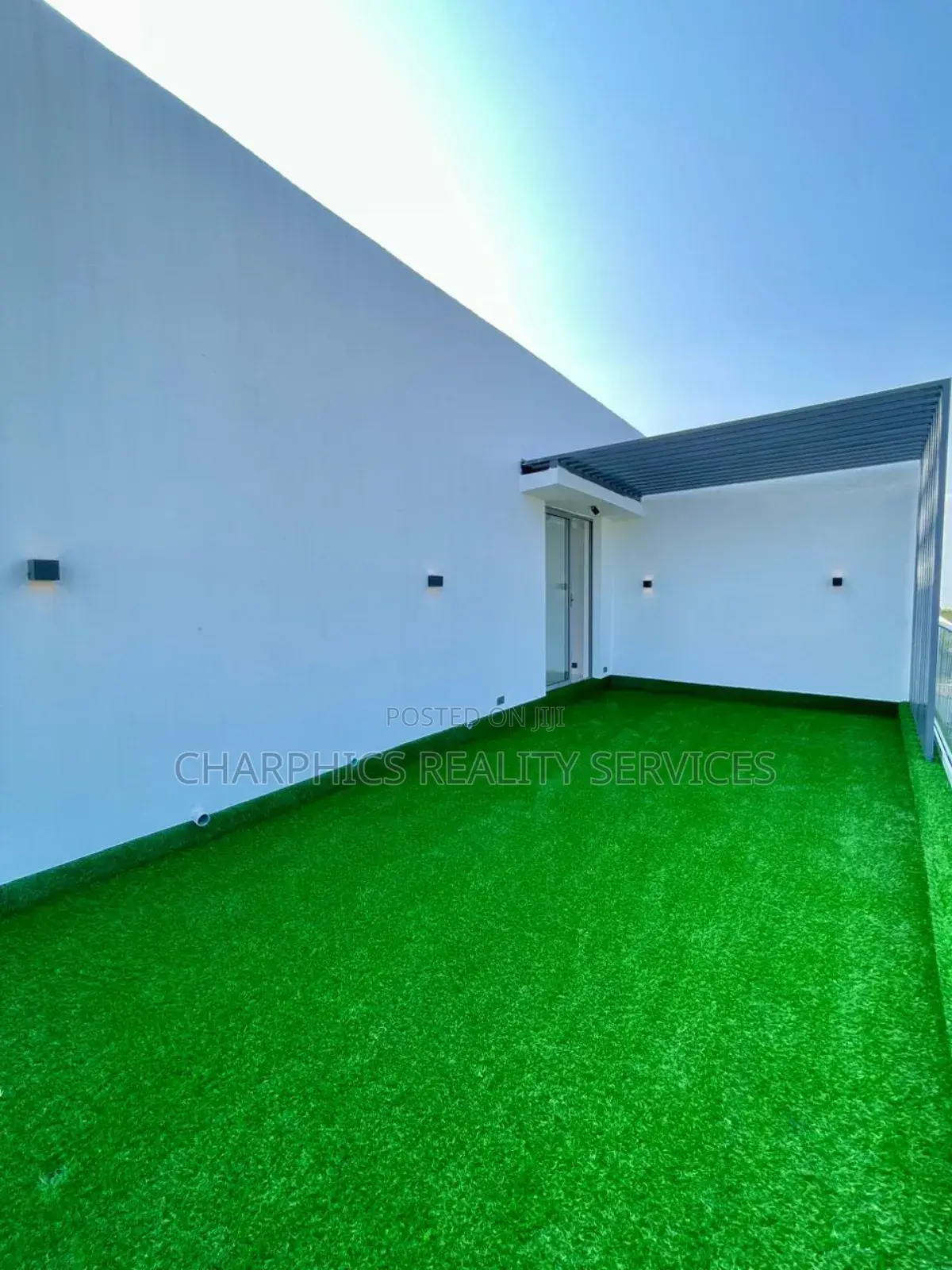 5bdrm Duplex in Osapa london for sale in Osapa london