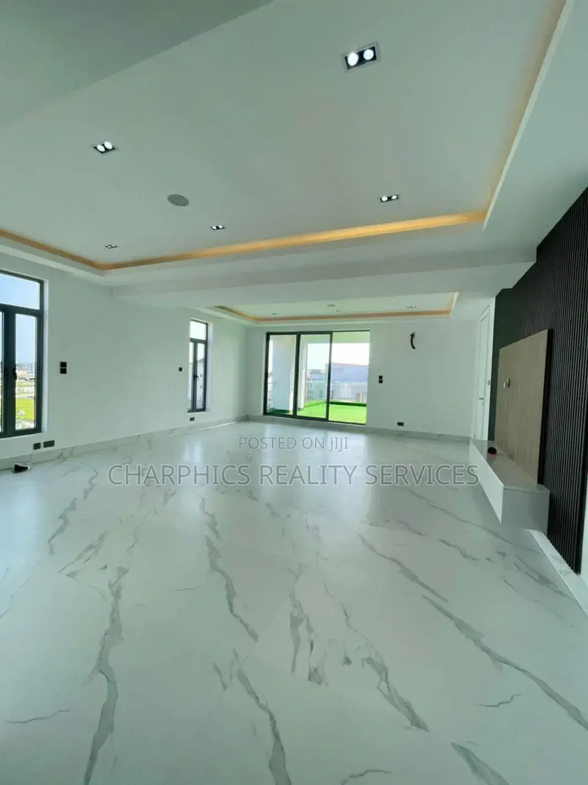 5bdrm Duplex in Osapa london for sale in Osapa london