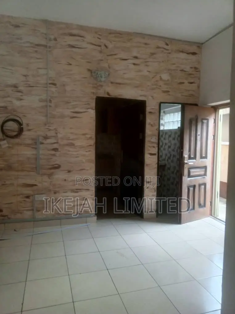 Furnished 2bdrm Apartment in Ajayi Road for rent in Ajayi Road