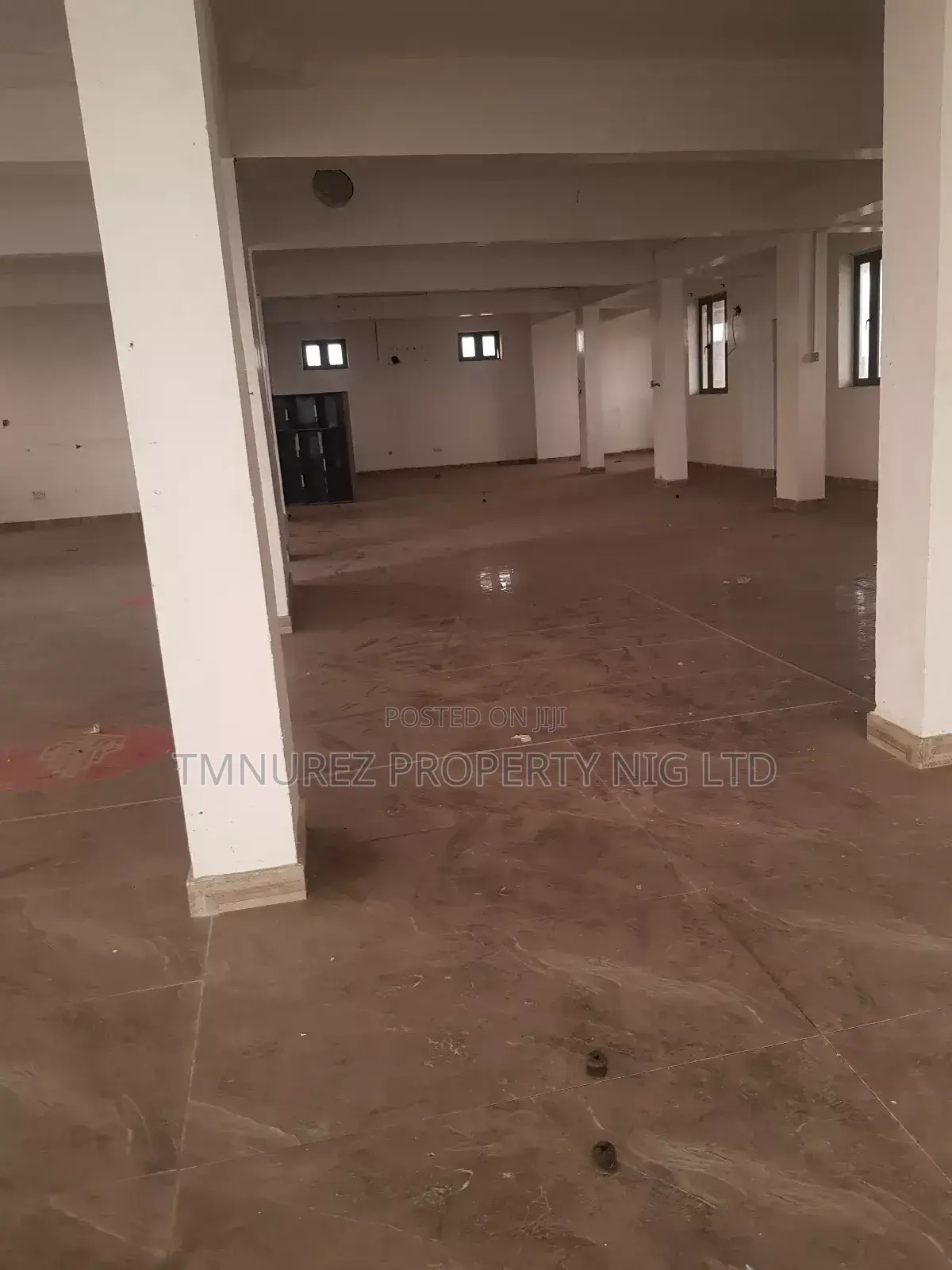 Open Space 200sqm,For Rent,Comercial Place in Sangotedo