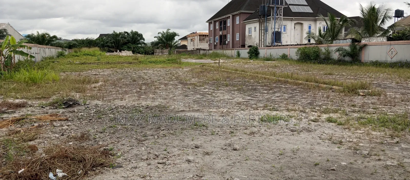 For Sale : 101⁄2 Fenced Plots on Major Dr Peter Odili Rd ,Ph in Port-Harcourt