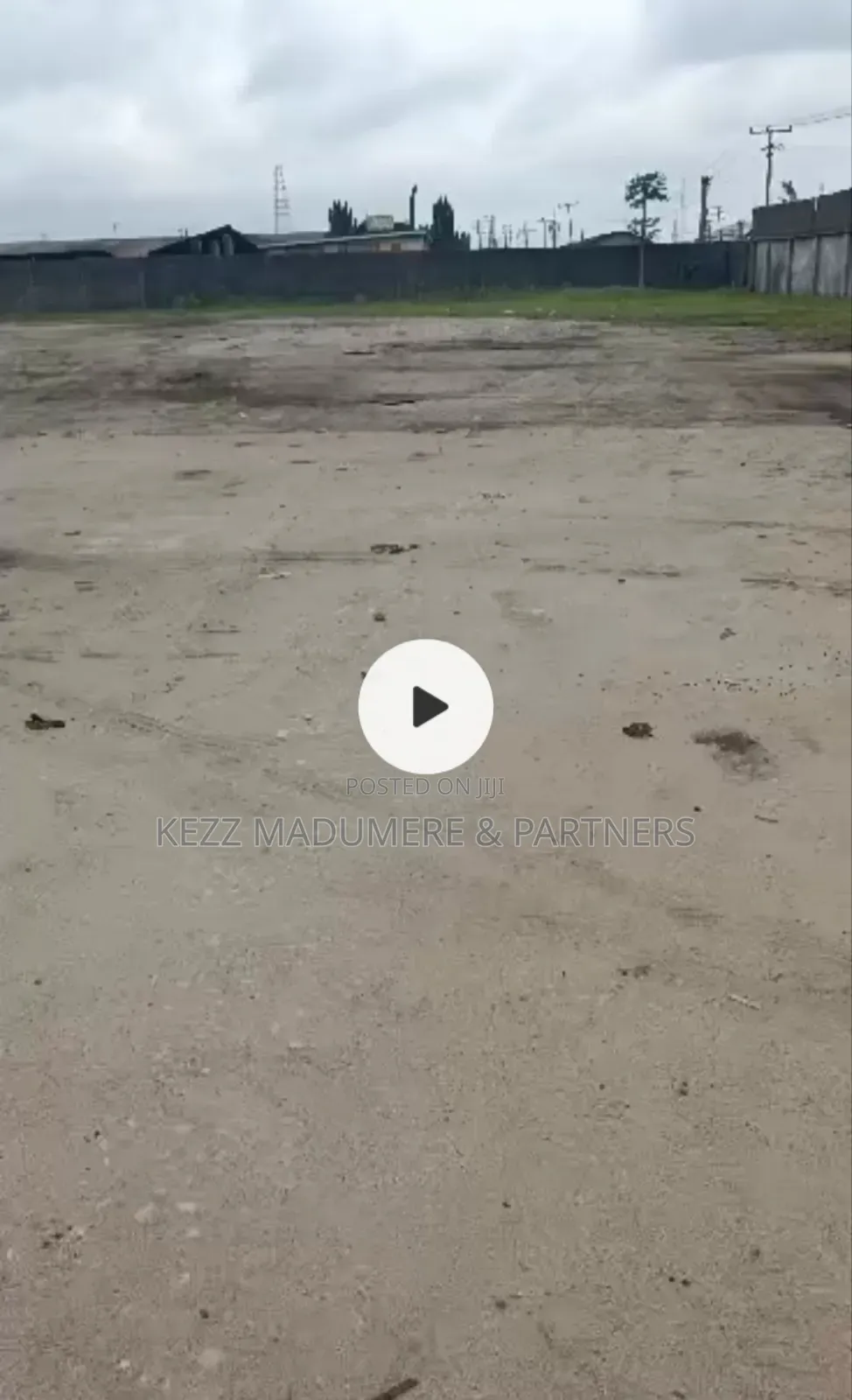 For Sale : A 1000 SQMTRS Warehouse in Trans Amadi , Ph in Port-Harcourt