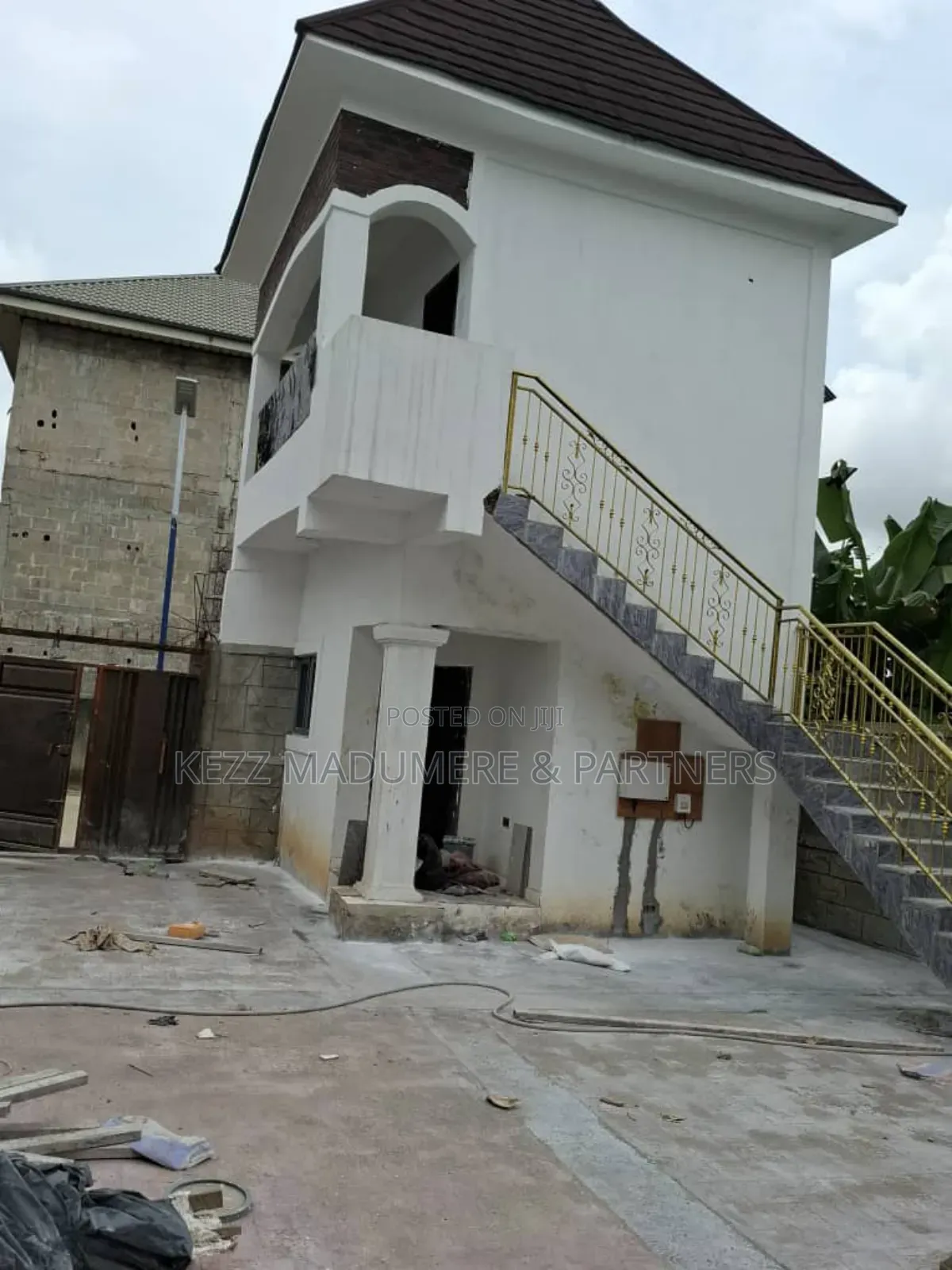 4bdrm Duplex in On A Tarred Street , for sale in Port-Harcourt