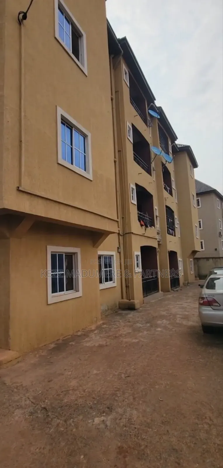 3bdrm Block of Flats in Odudukoko By Ebony for sale in Enugu