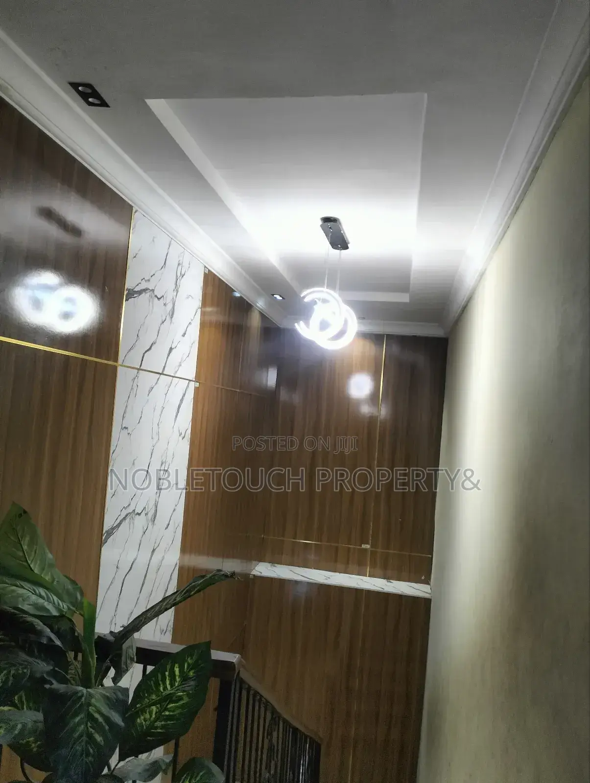 Modern 20rooms Hotel With Modern Facilities and Amenities in Abaranje
