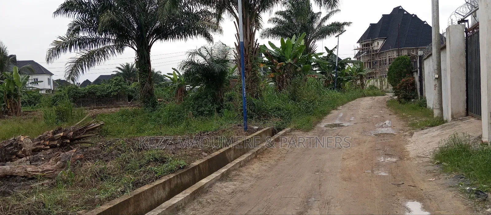 For Sale : 11⁄4 Plots at Radio Estate, Nta Road in Port-Harcourt
