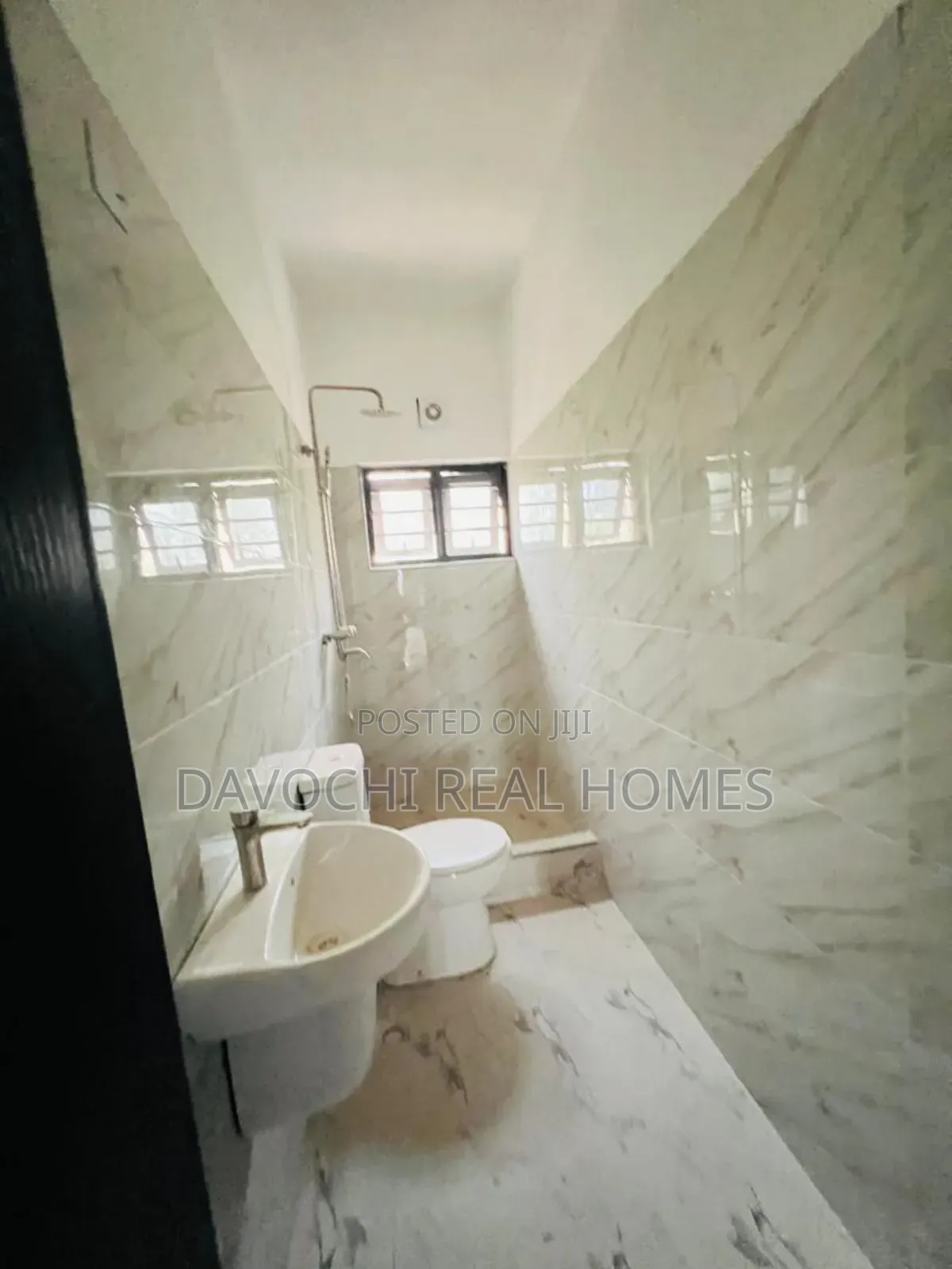 3bdrm Apartment in Green Bay Estate, Lekki for rent in Lekki