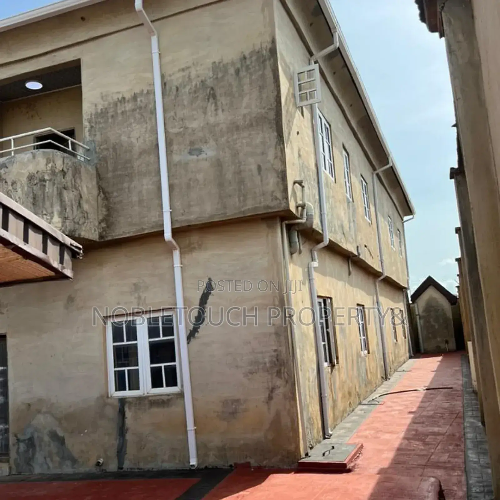 3bdrm Block of Flats in By Arigbajo Market, Ifo for sale in Ifo