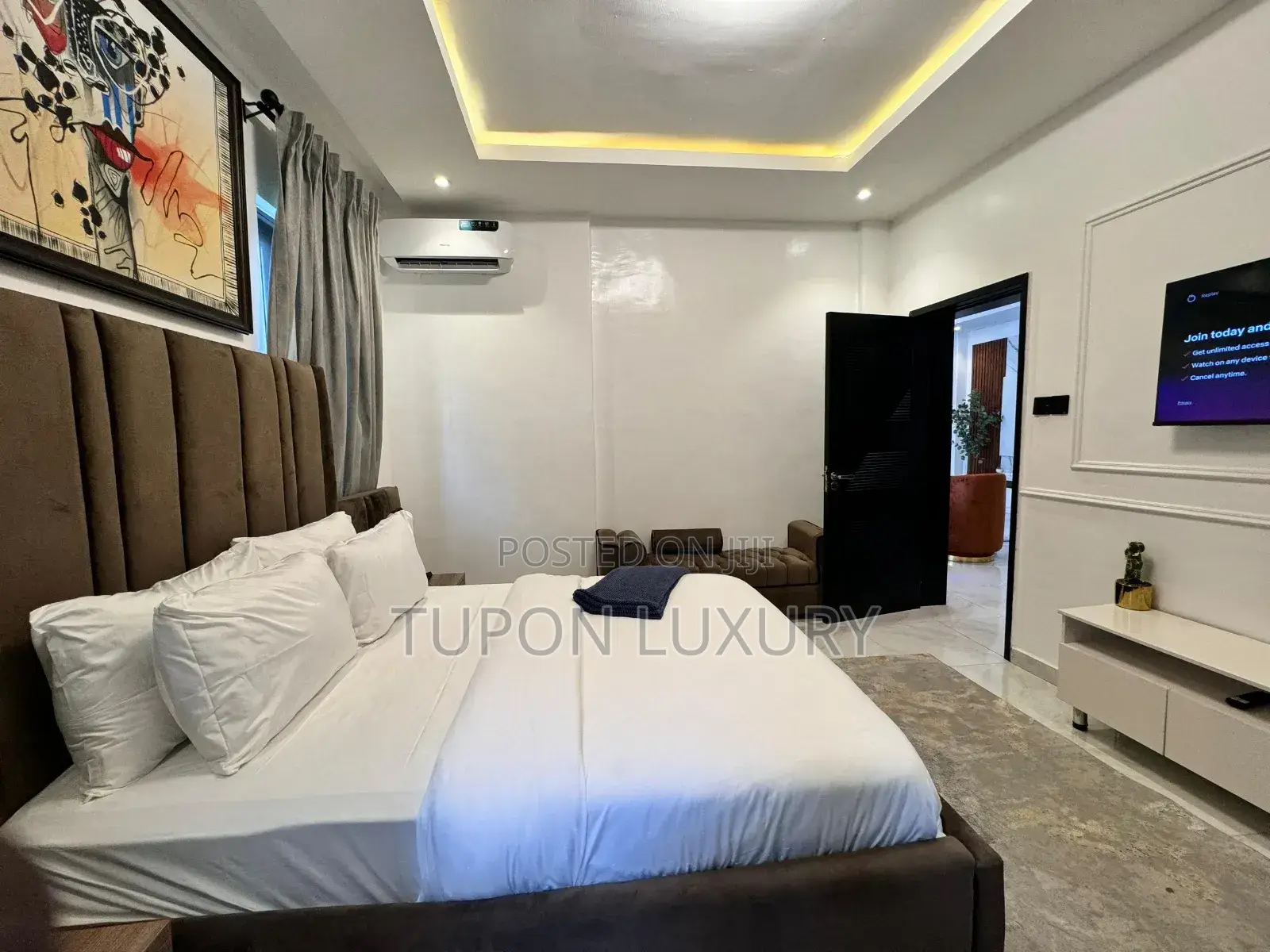 Smart Luxury 2 Bedroom Apartment With Swimming Pool and PS5 in Lekki Phase 1