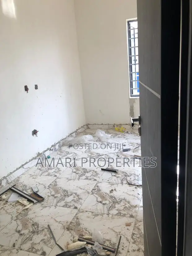 2bdrm Block of Flats in Majek, Ajah for rent in Ajah