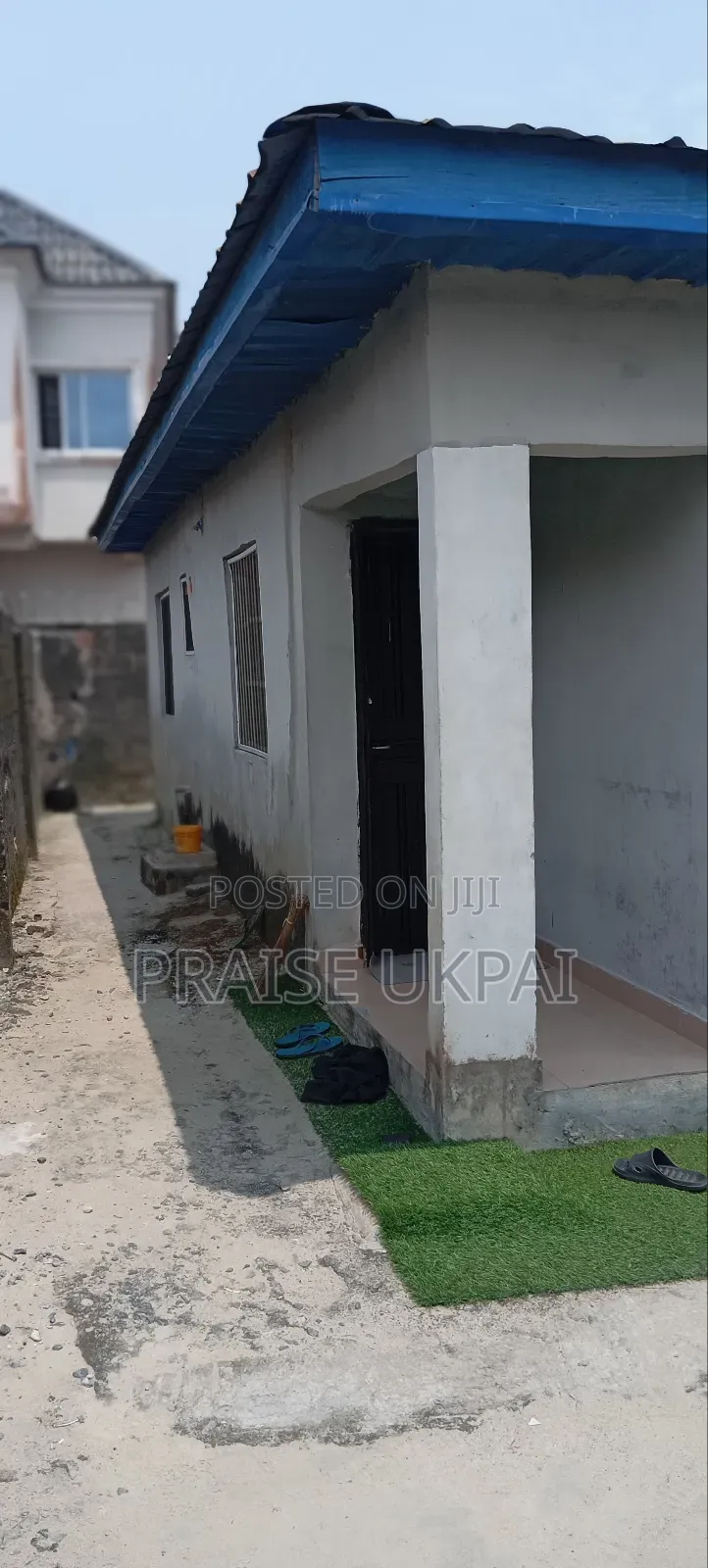 Furnished 5bdrm Block of Flats in Adeba, Lakowe for sale in Lakowe