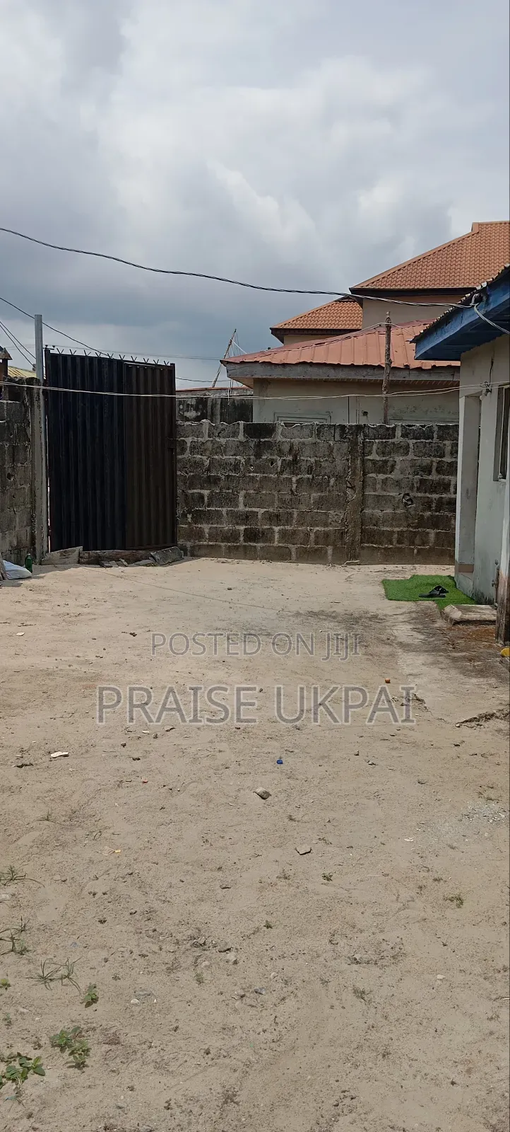 Furnished 5bdrm Block of Flats in Adeba, Lakowe for sale in Lakowe
