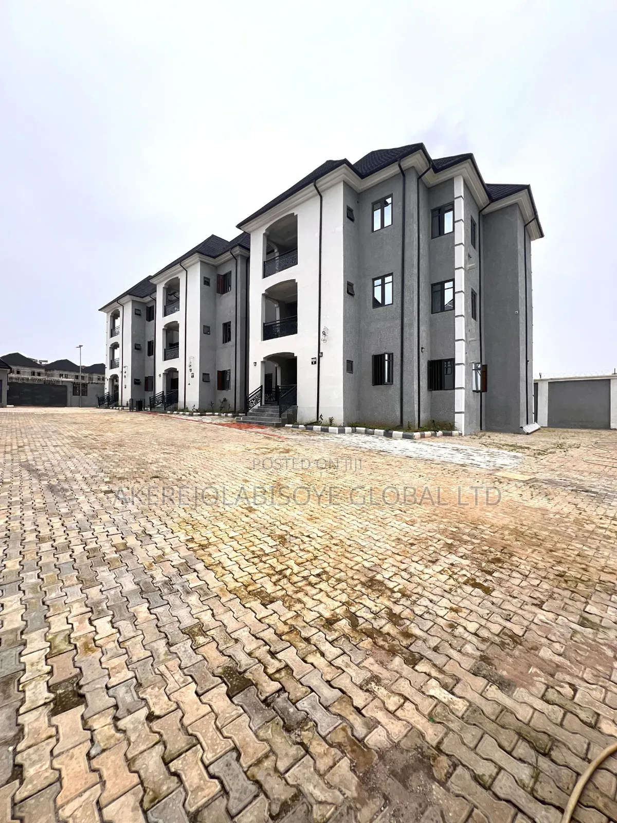 2bdrm Block of Flats in In An Estate for rent in Life Camp