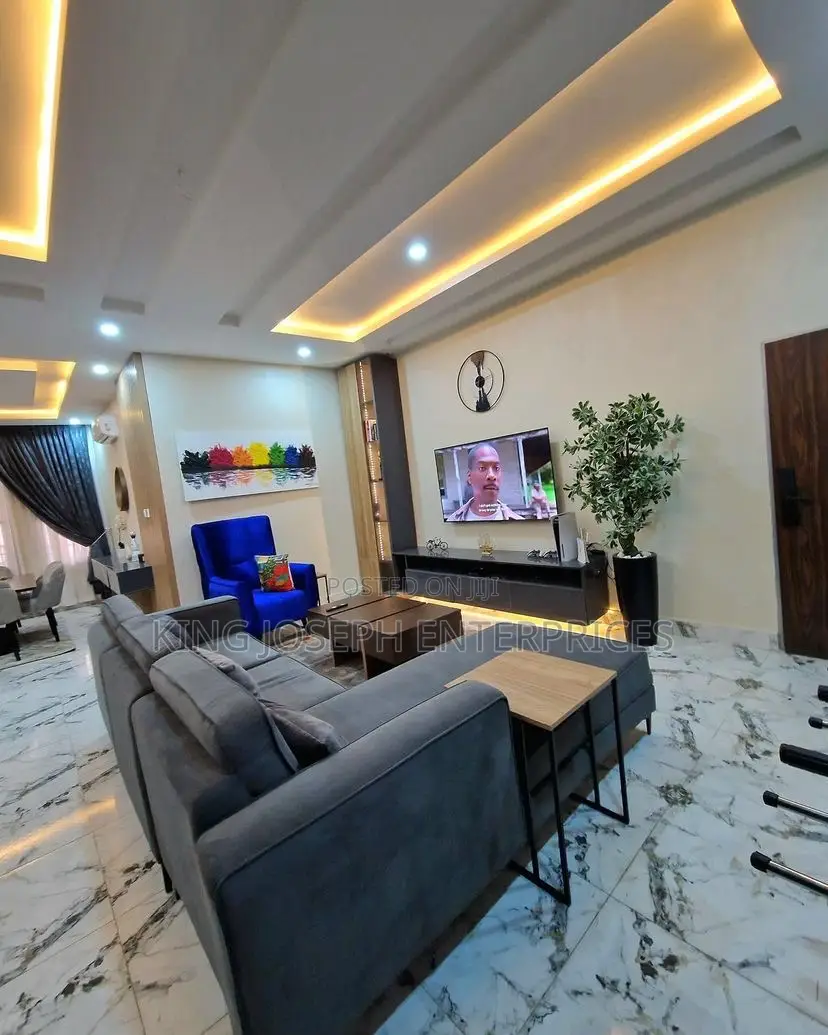 Luxury 3bedroom Apartment Wuye Football Game and PS5 in Wuye