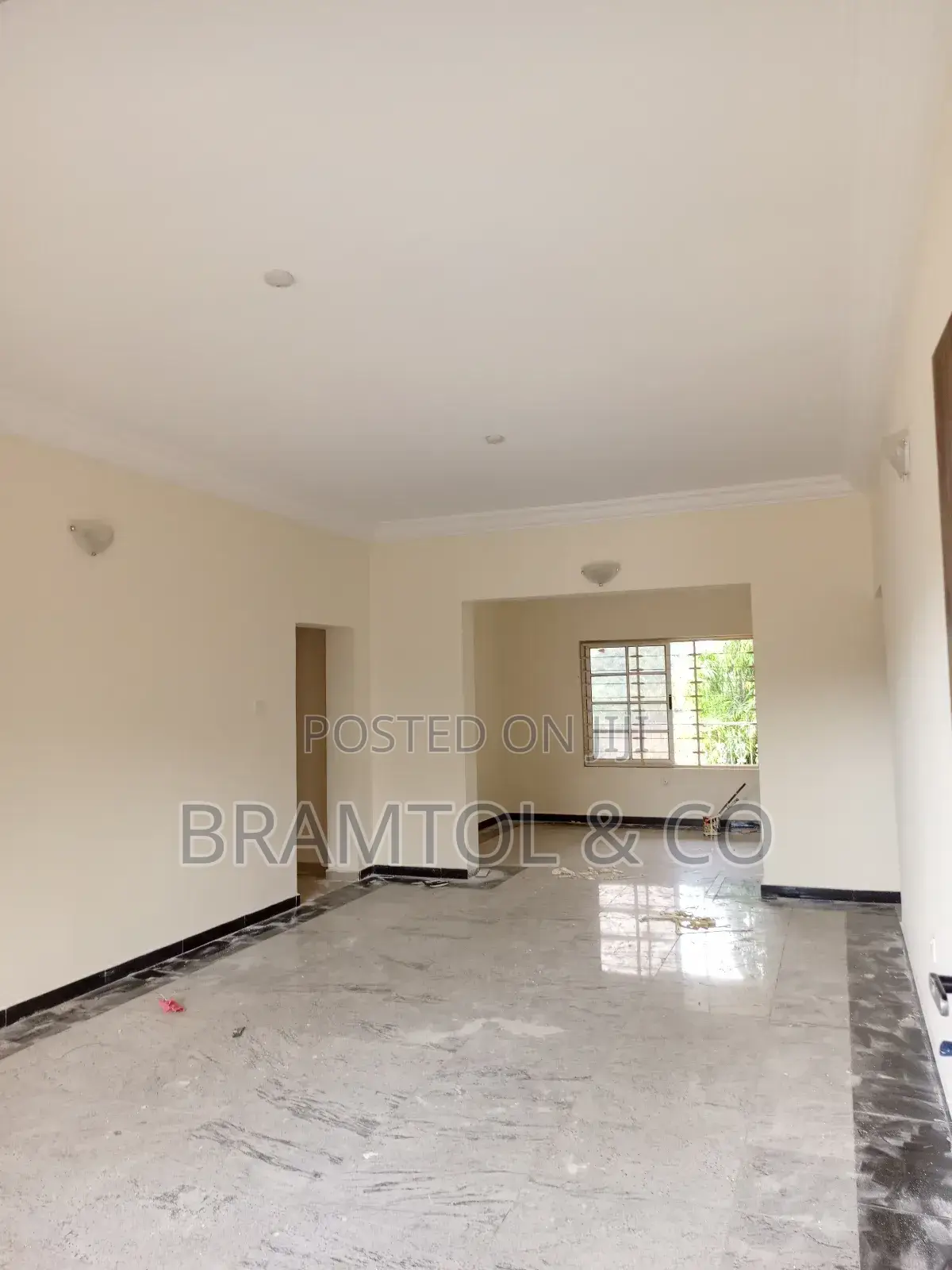 3bdrm Block of Flats in Life Camp for rent in Life Camp