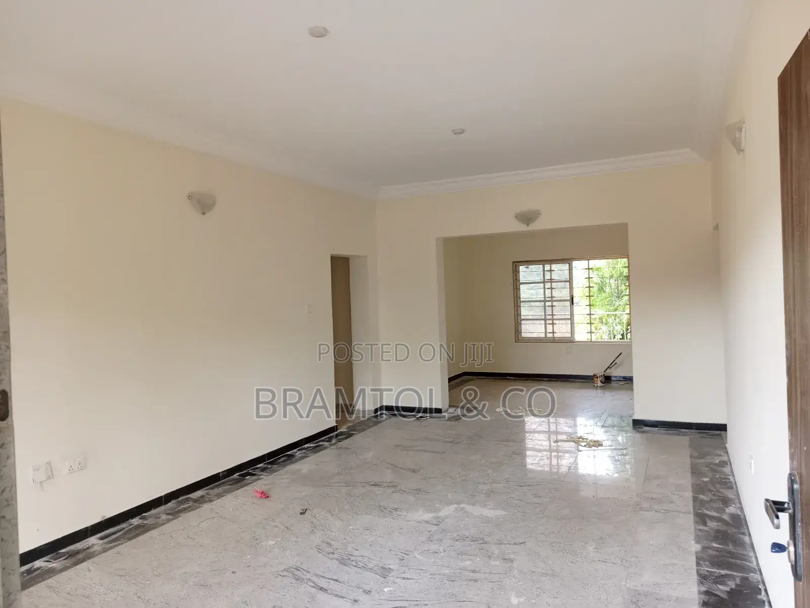 3bdrm Block of Flats in Life Camp for rent in Life Camp