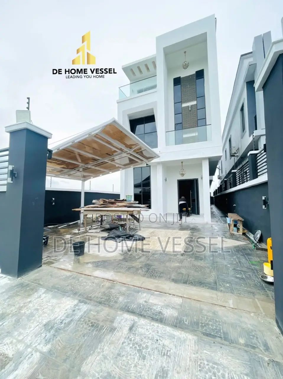 5bdrm Duplex in Lekki for sale in Lekki