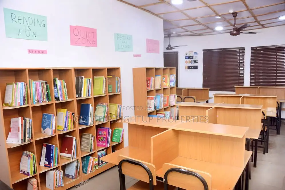 Functioning School for Sale at Surulere, Lagos Nigeria in Surulere