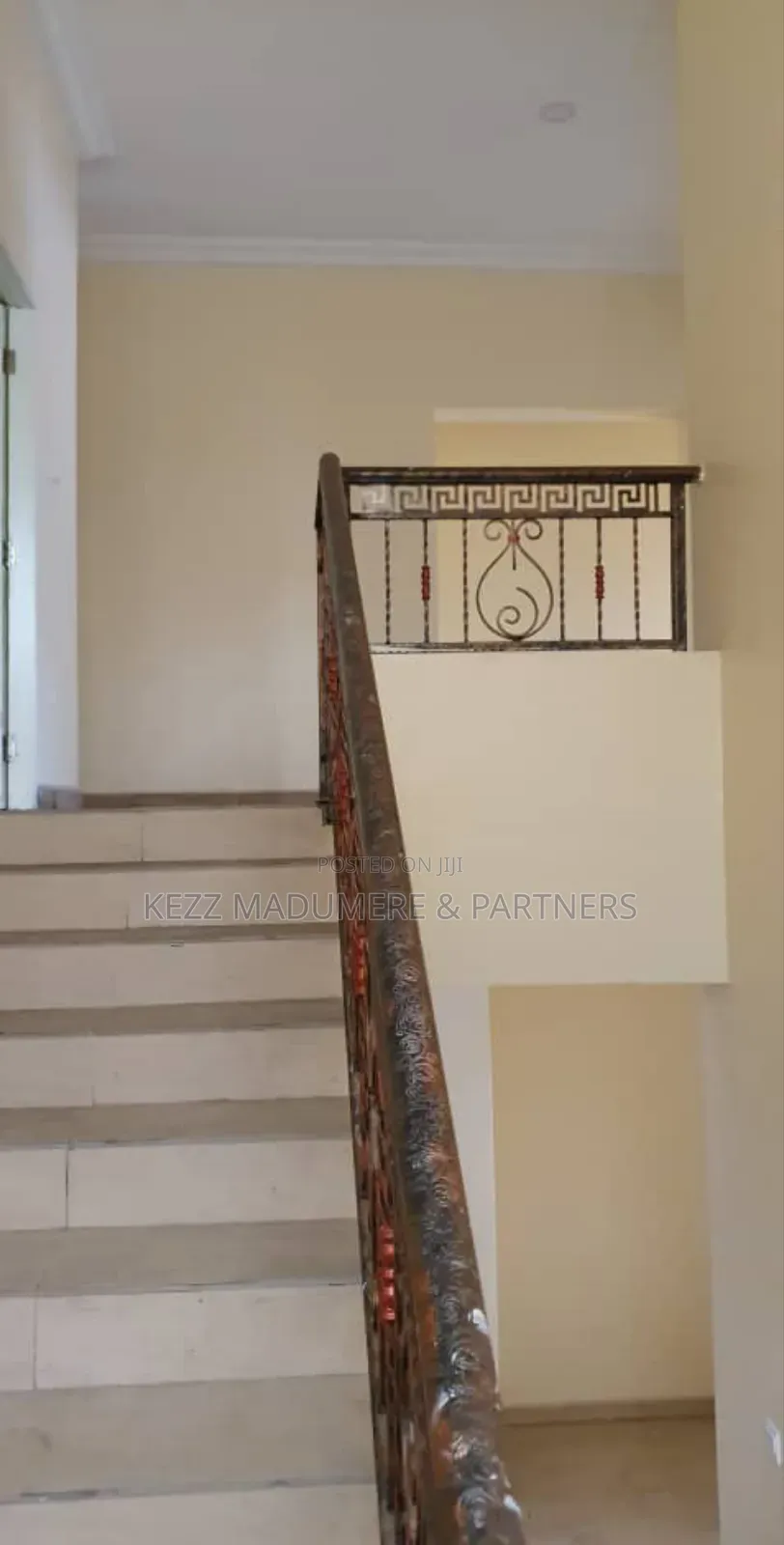 5bdrm Duplex in Faem Rd 2 , Eliozu , for sale in Port-Harcourt
