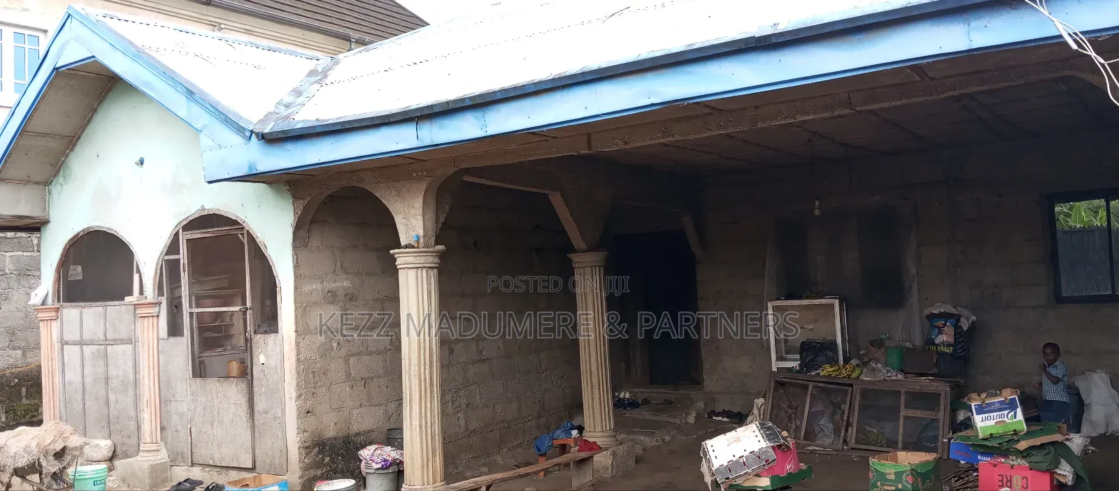 4bdrm Bungalow in Radio Estate , Off for sale in Port-Harcourt