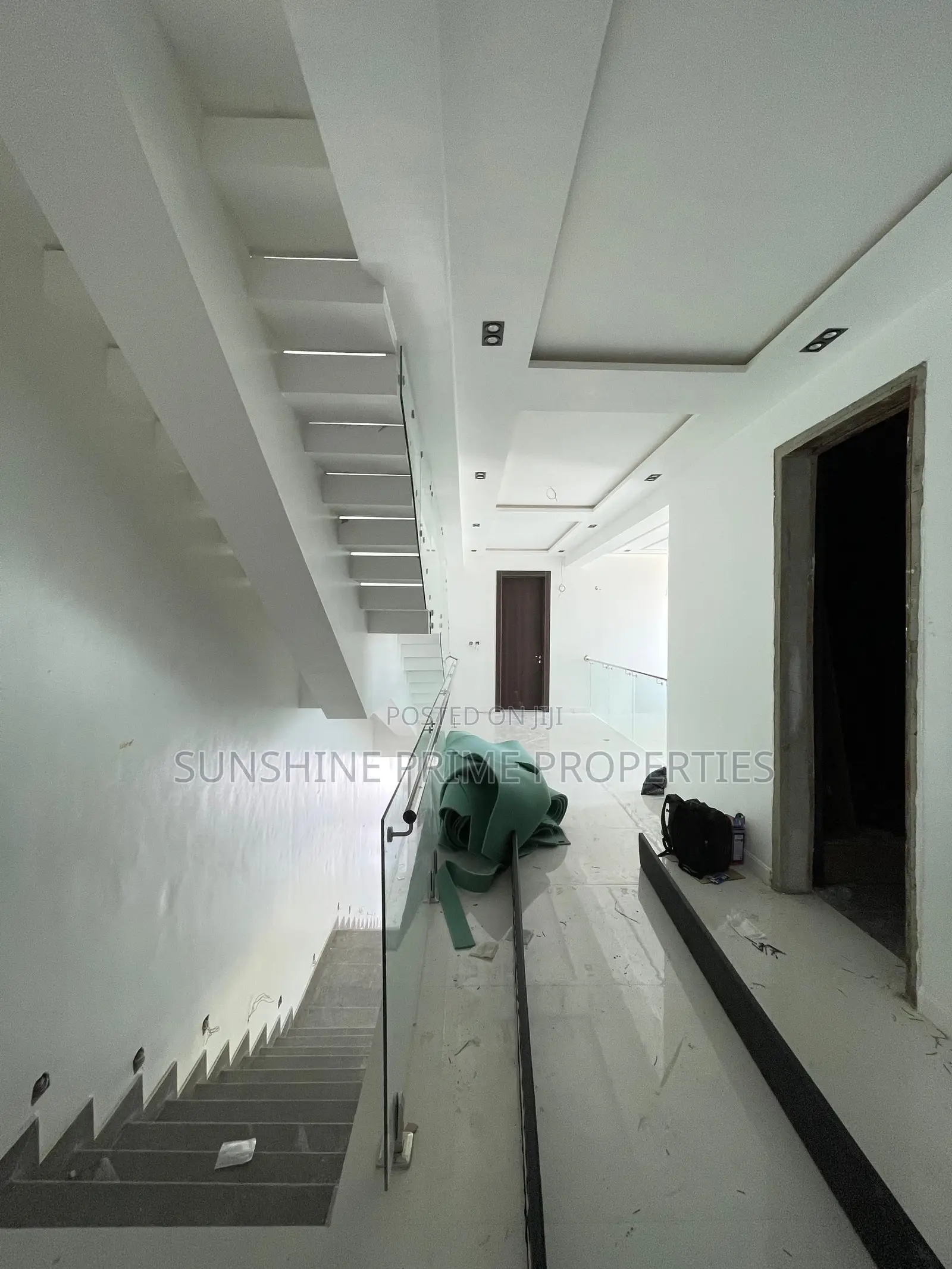 5bdrm Duplex in Ikate Lekki for sale in Ikate