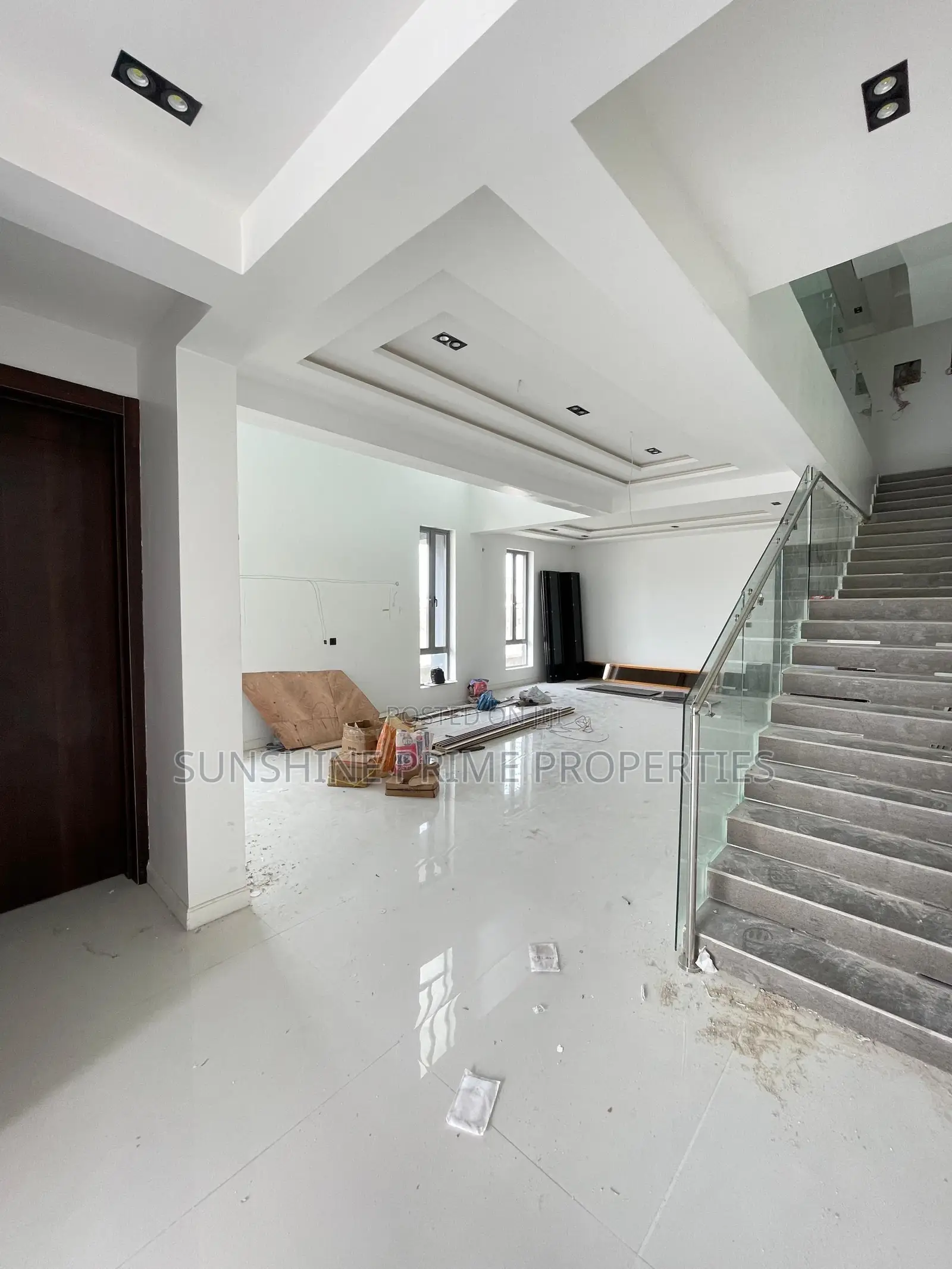 5bdrm Duplex in Ikate Lekki for sale in Ikate