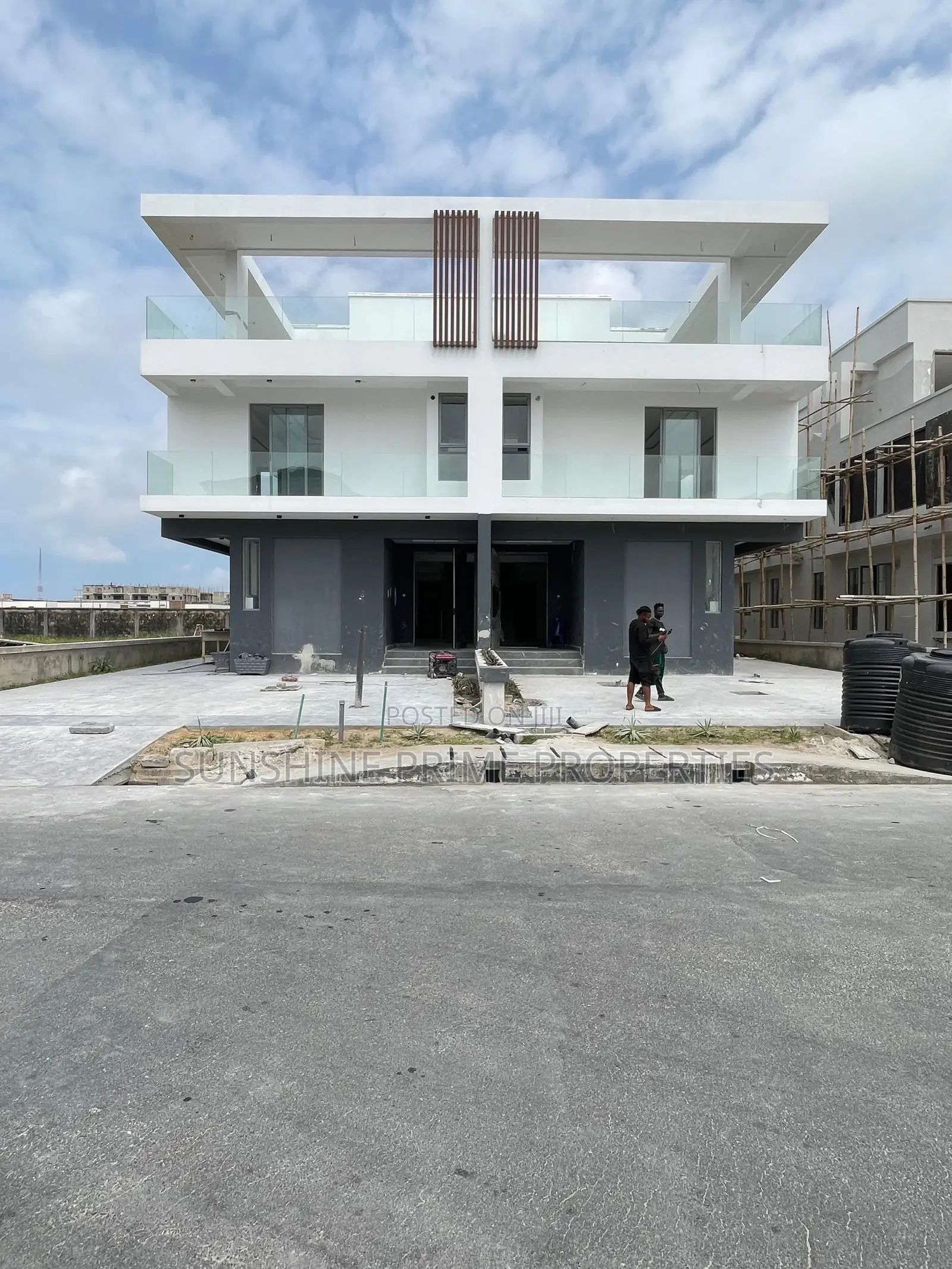 5bdrm Duplex in Ikate Lekki for sale in Ikate
