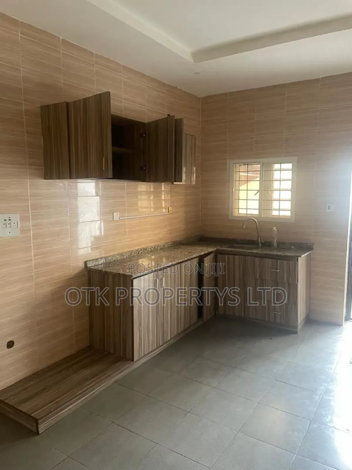Furnished 4bdrm Duplex in After Nnpc Filling for rent in Guzape District