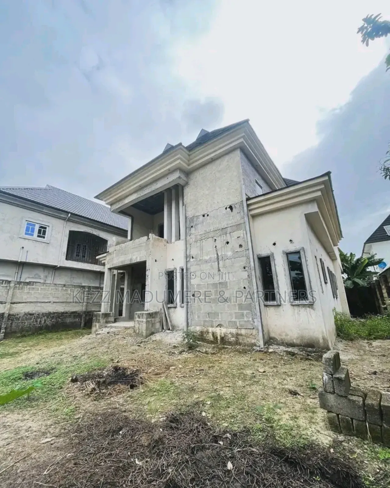 5bdrm Duplex in At Cornerstone, for sale in Port-Harcourt