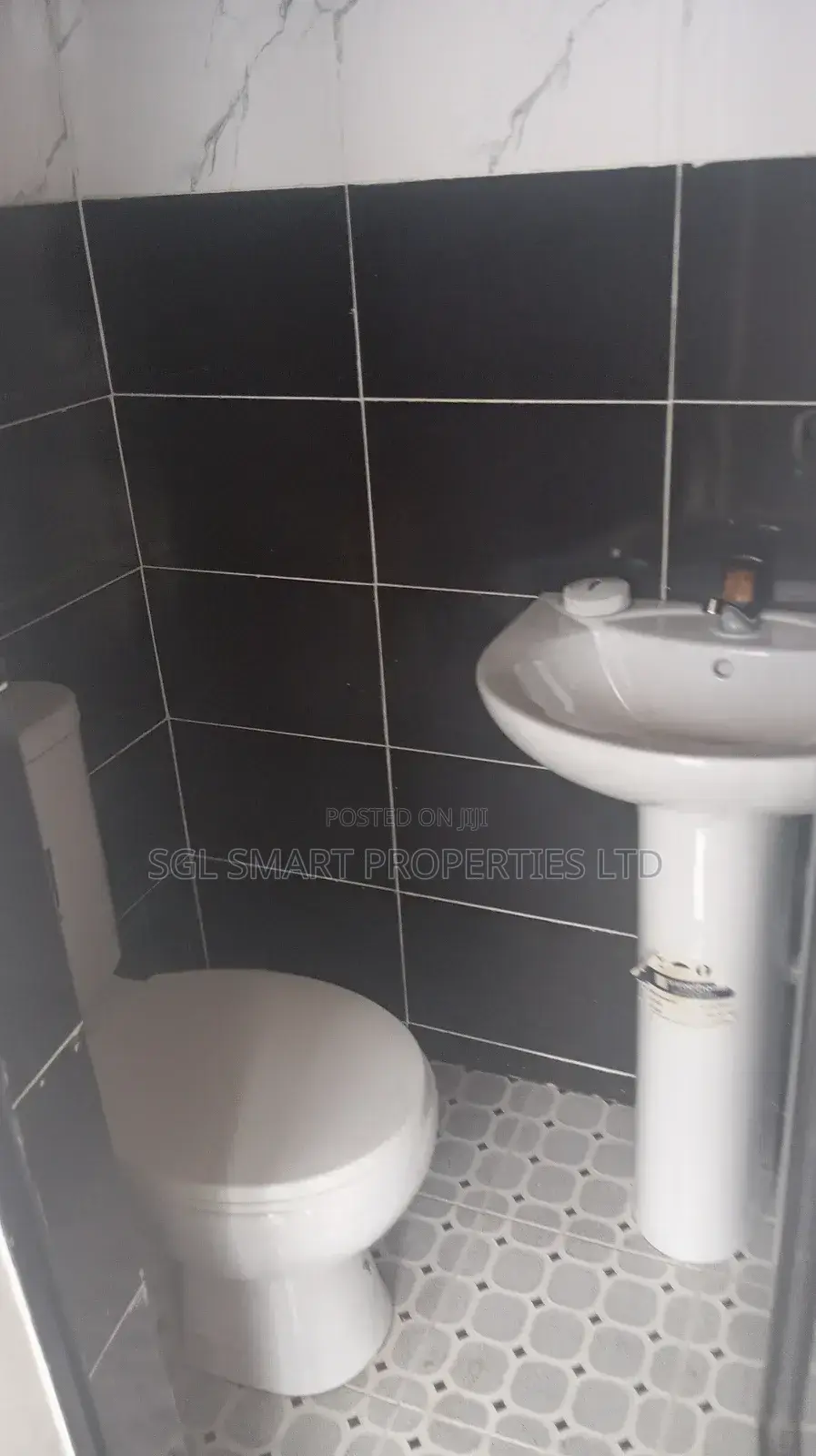 Double Office Space to Let at Ziks Avenue in Awka