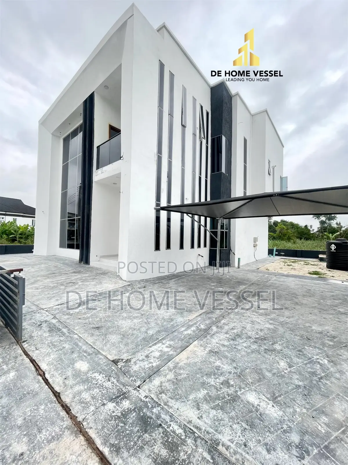 4bdrm Duplex in Lekki for sale in Lekki