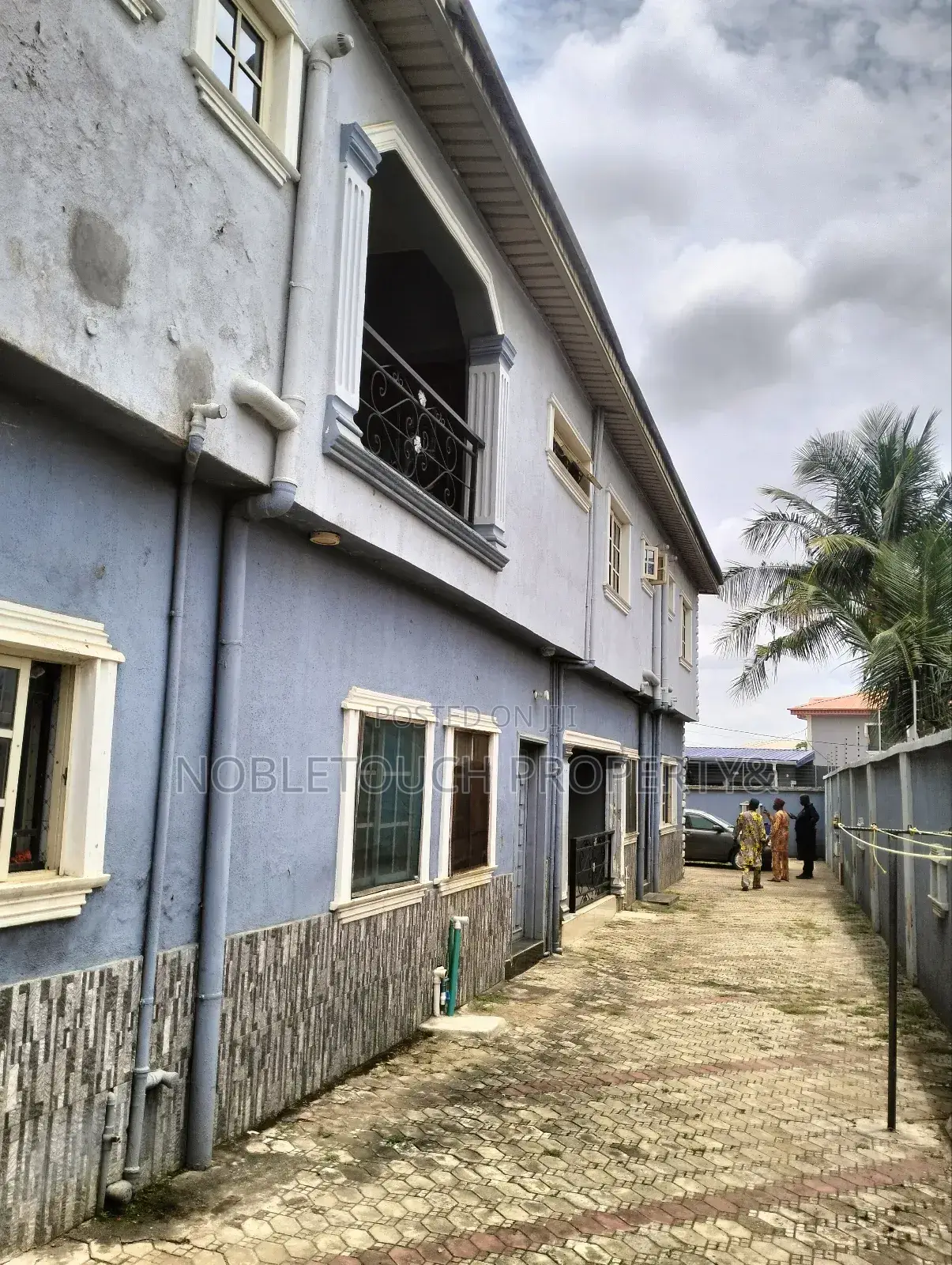 3bdrm Block of Flats in Off Idimu Ejigbo for sale in Governors Road