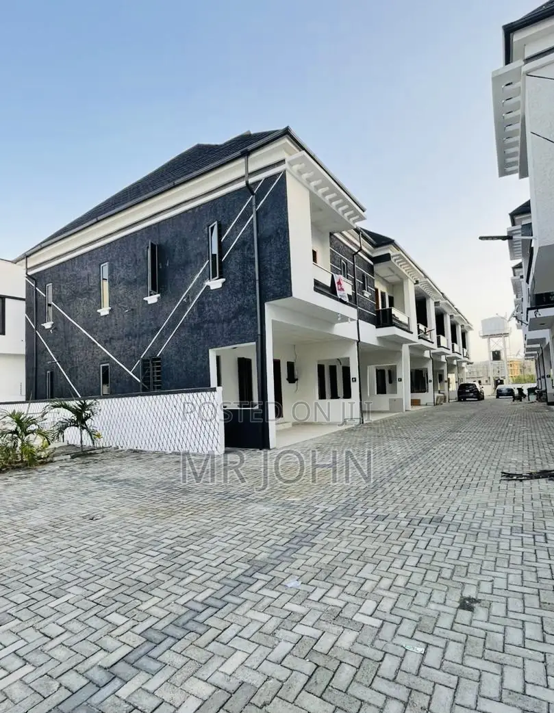 1bdrm Duplex in Lekki for sale in Lekki