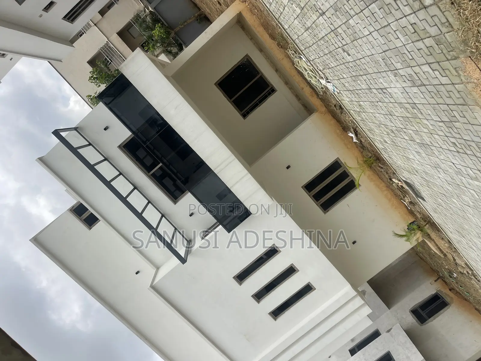 6bdrm Duplex in Katampe Extension At for sale in Katampe