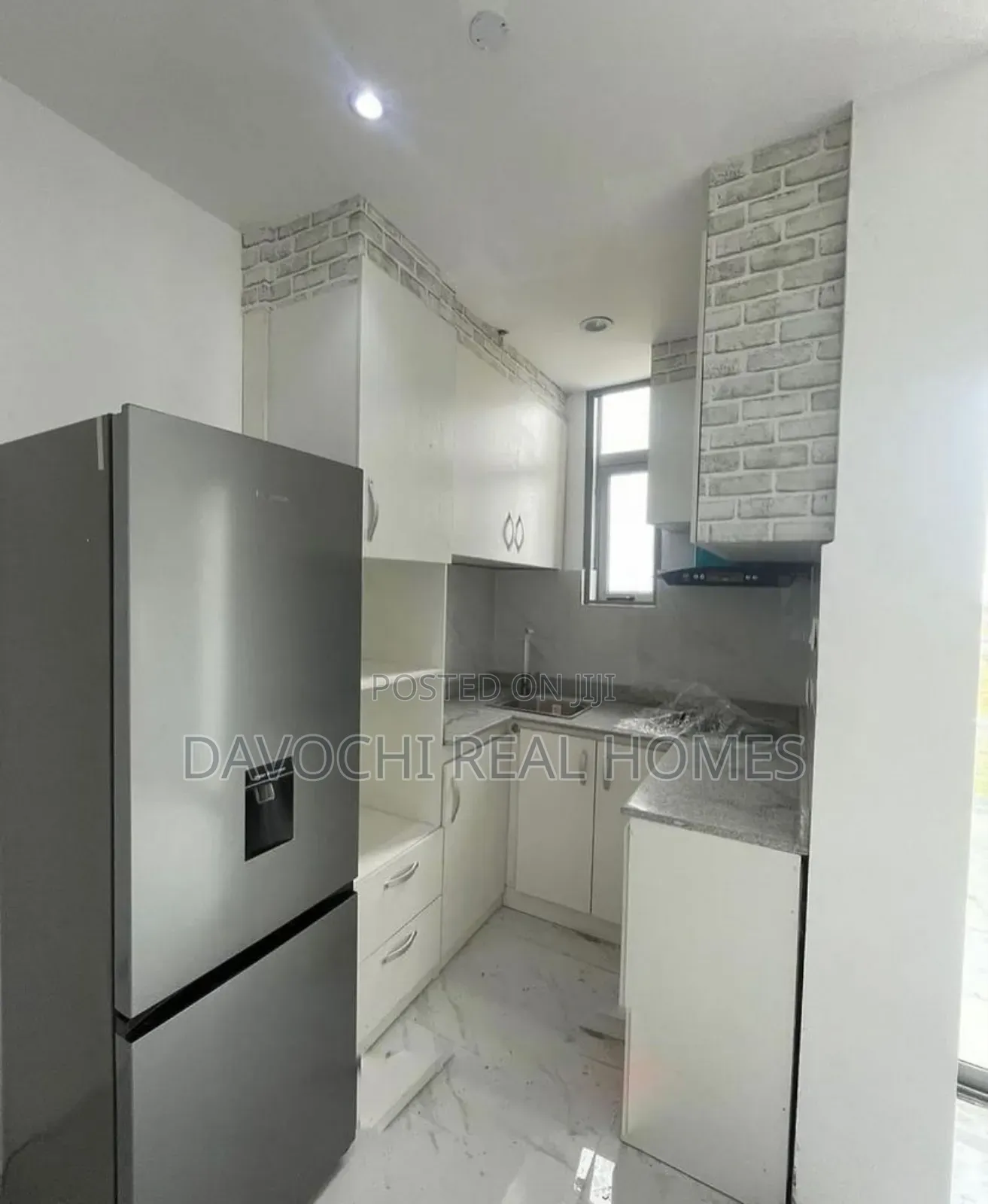 2bdrm Apartment in Osapa London, Lekki for rent in Lekki