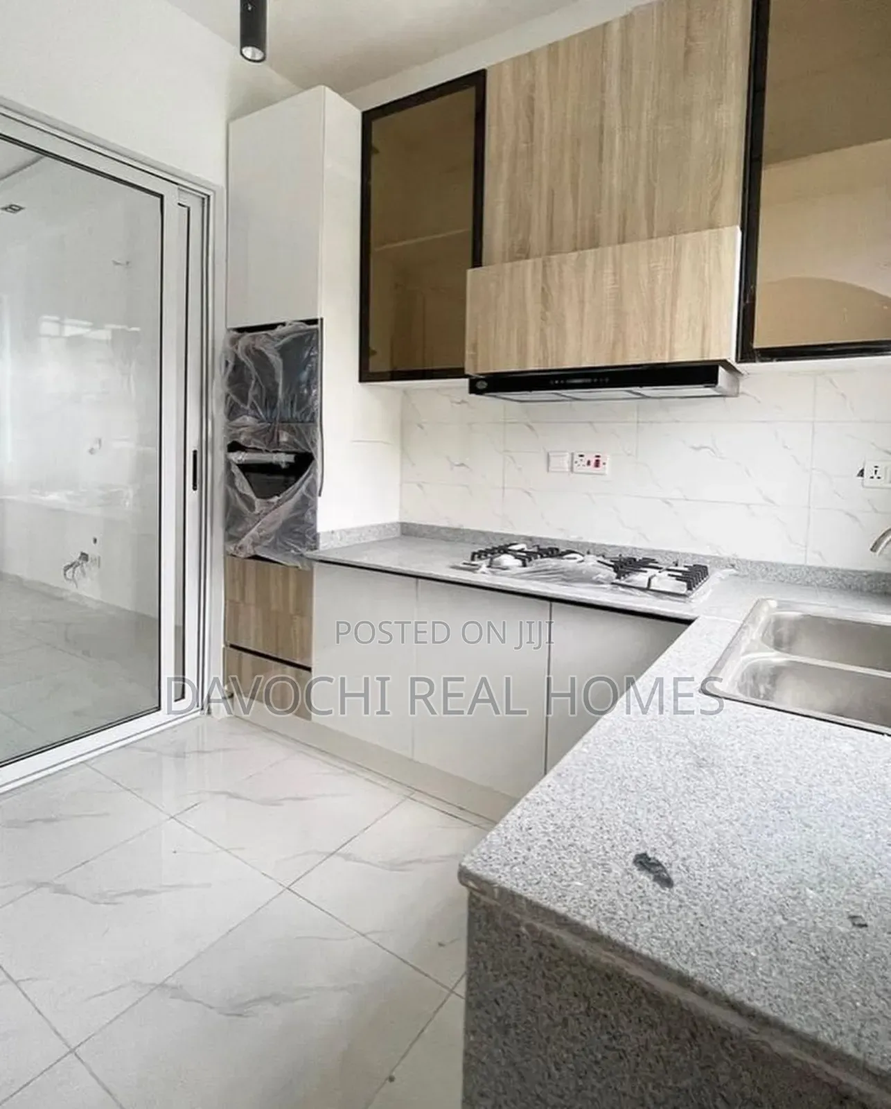 2bdrm Duplex in Orchid Road, Lekki for rent in Lekki