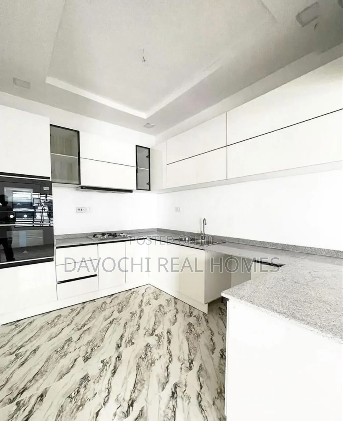 3bdrm Apartment in Lekki Ikate for rent in Lekki