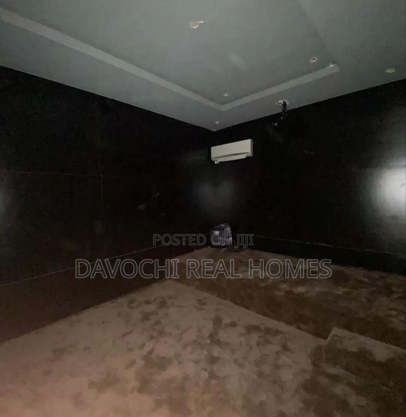 5bdrm Duplex in Lekki Phase One for rent in Lekki