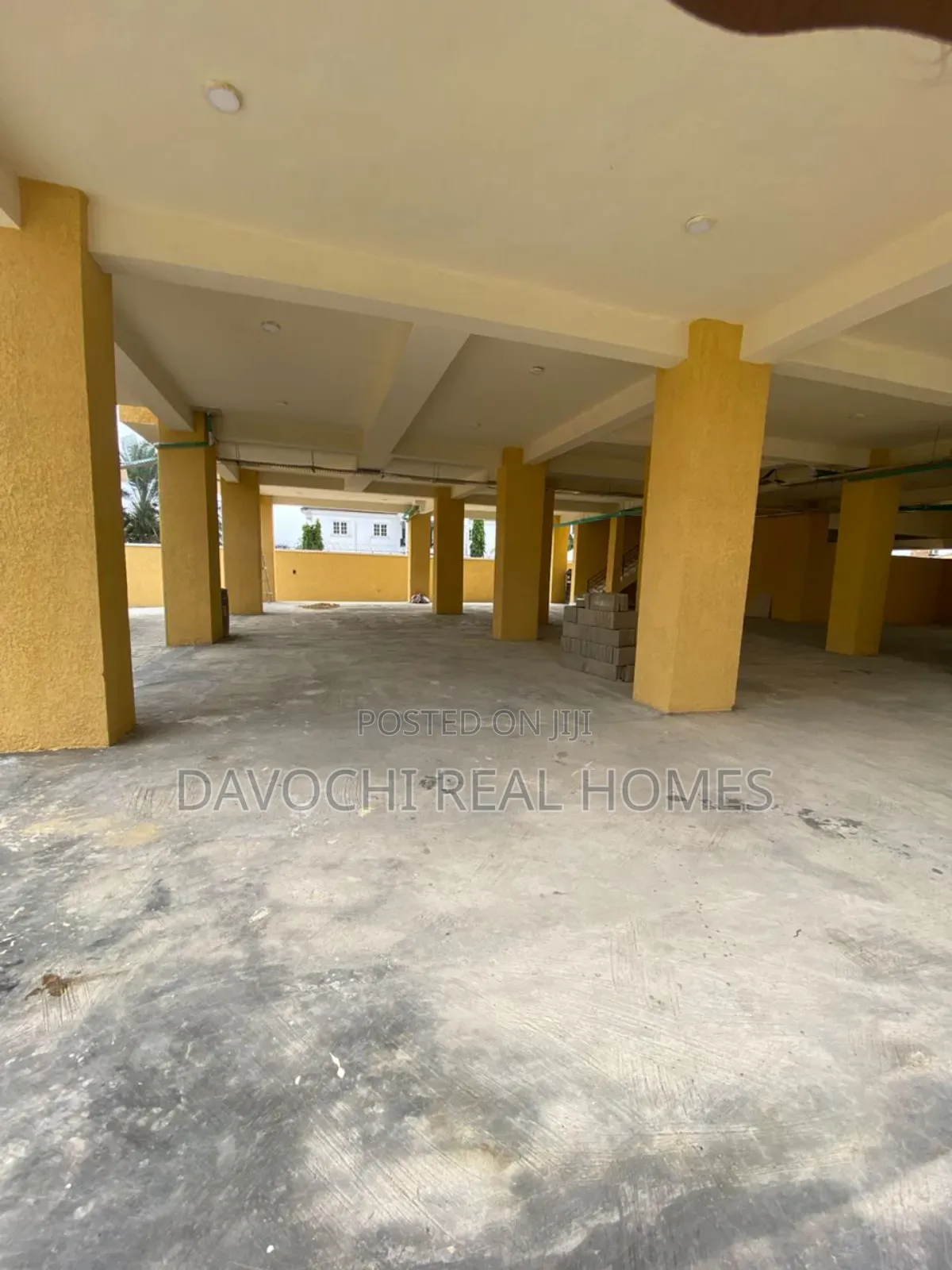 2bdrm Apartment in Lekki Phase One for rent in Lekki