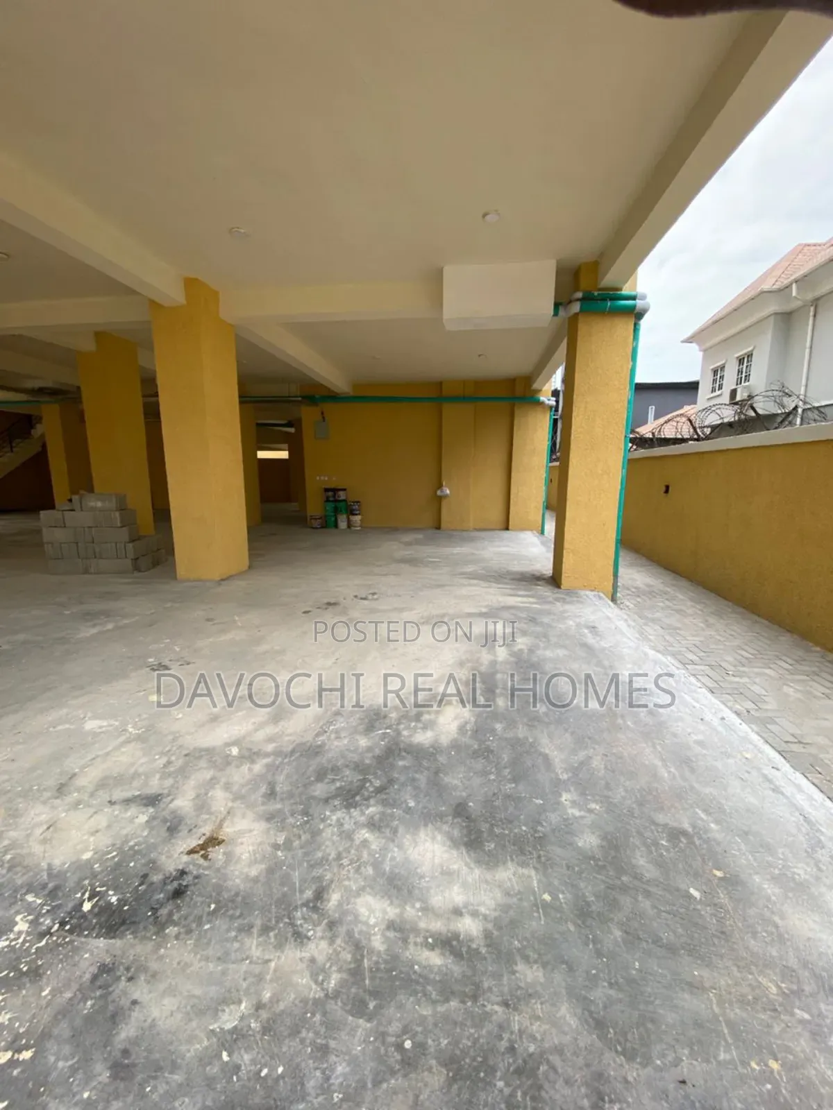 2bdrm Apartment in Lekki Phase One for rent in Lekki