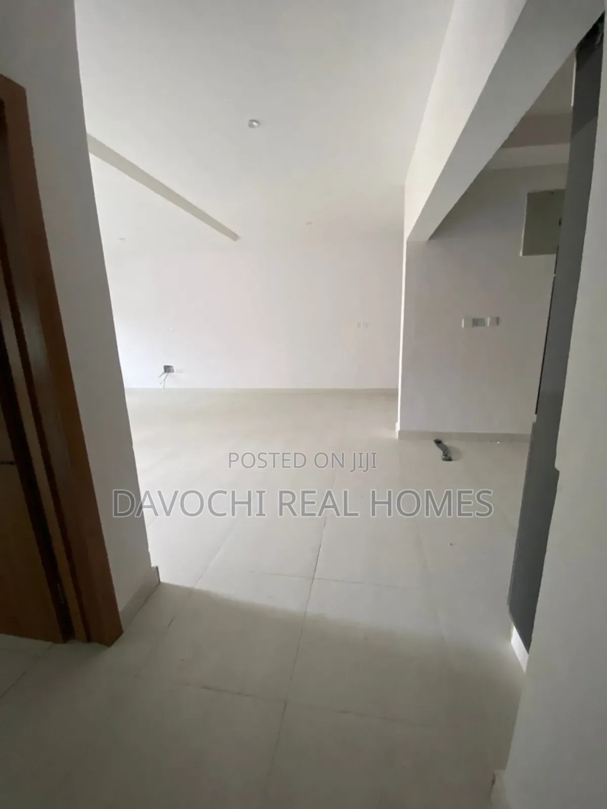2bdrm Apartment in Lekki Phase One for rent in Lekki