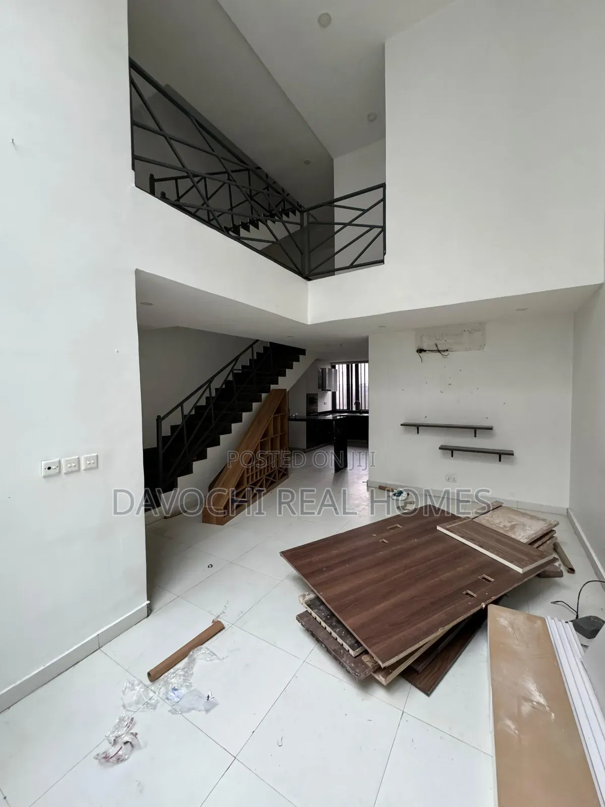 2bdrm Apartment in Lekki Phase One for rent in Lekki