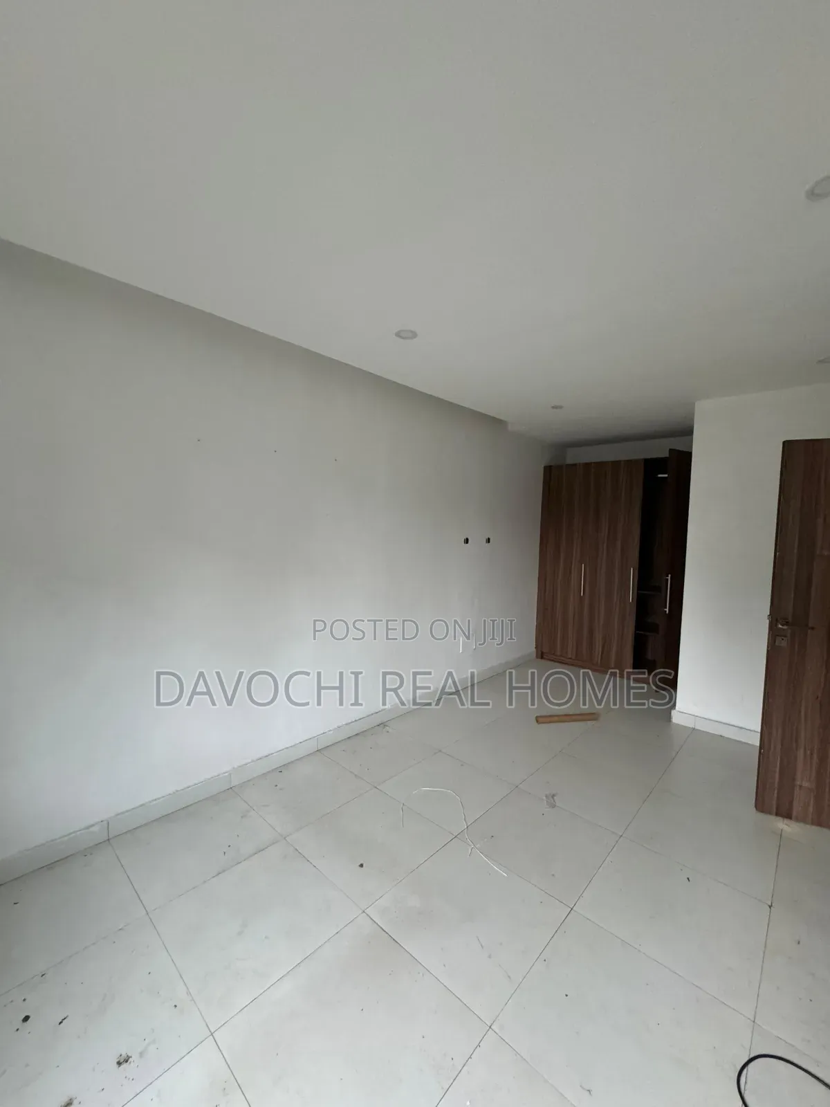 2bdrm Apartment in Lekki Phase One for rent in Lekki