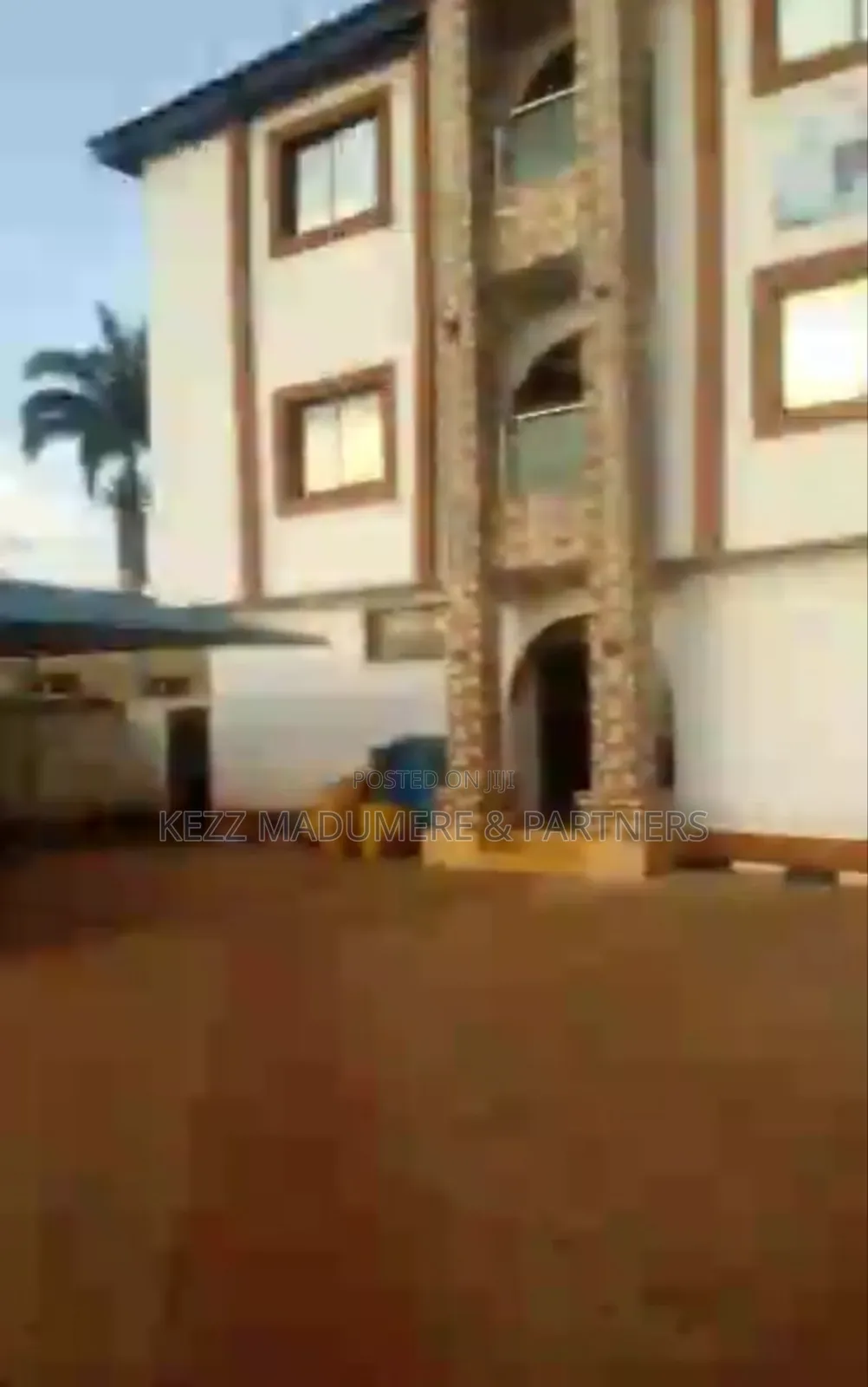 For Sale : 18 Rooms Hotel at Trans Ekulu , Enugu in Enugu