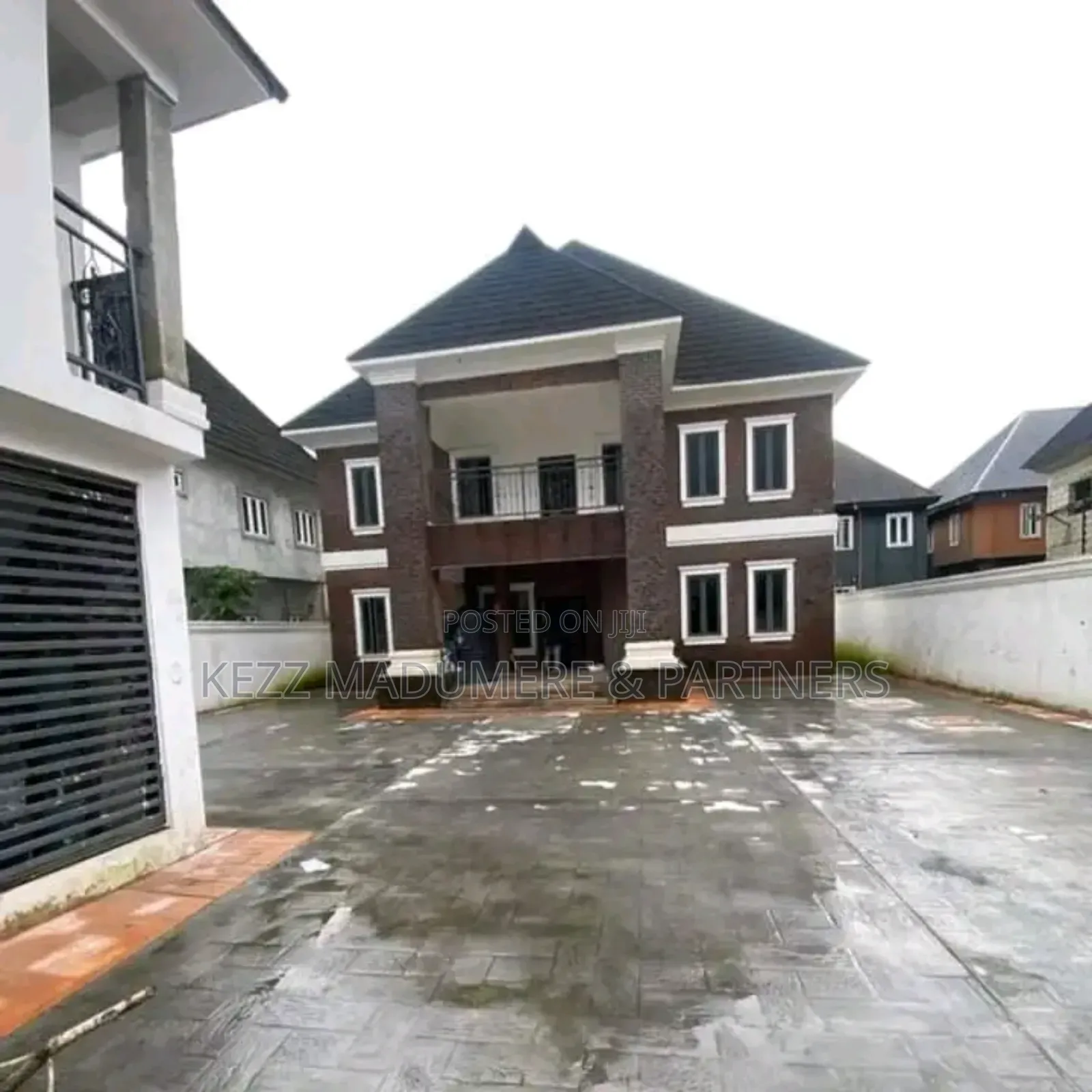 4bdrm Duplex in Off Nta Road , Port for sale in Port-Harcourt