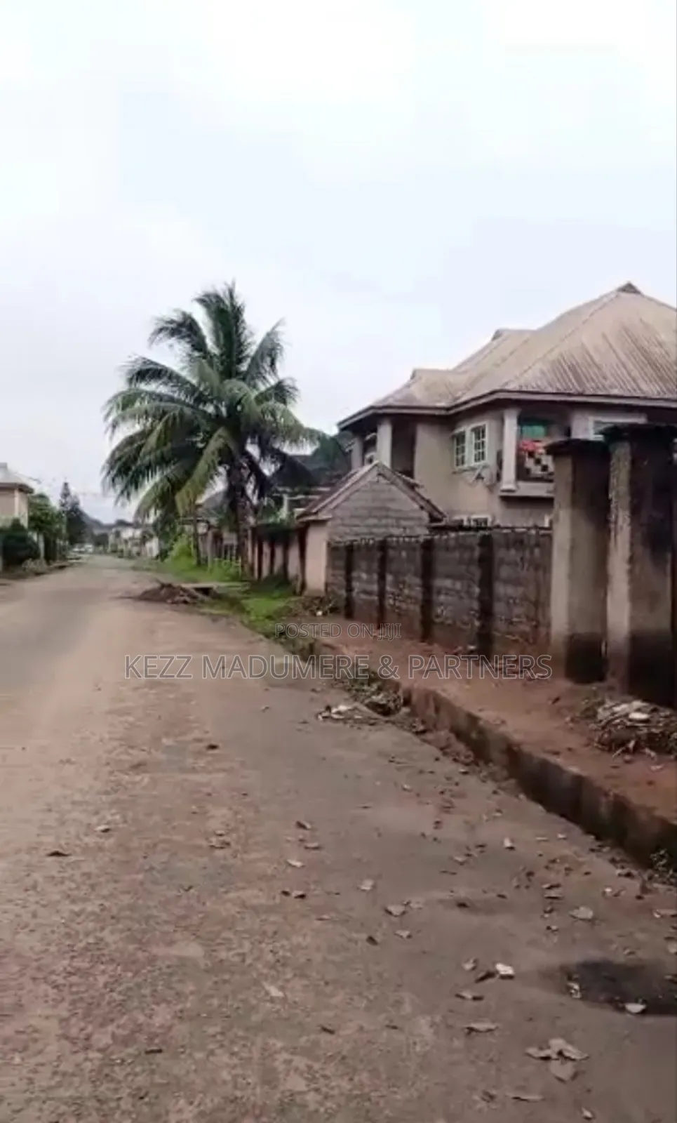 For Sale : 700 SQMTS at Imo Housing Est, Owerri , Imo State in Owerri